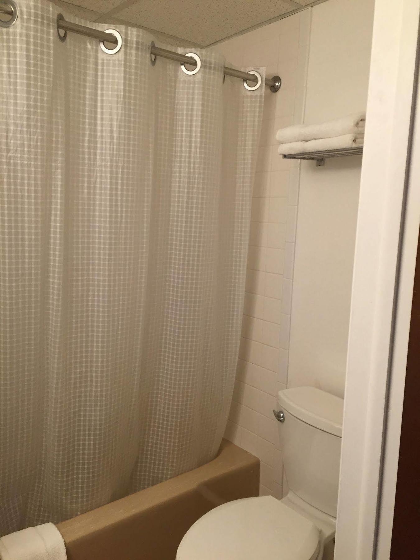 Iron Horse Inn Simsbury المظهر الخارجي الصورة