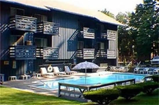 Iron Horse Inn Simsbury المظهر الخارجي الصورة