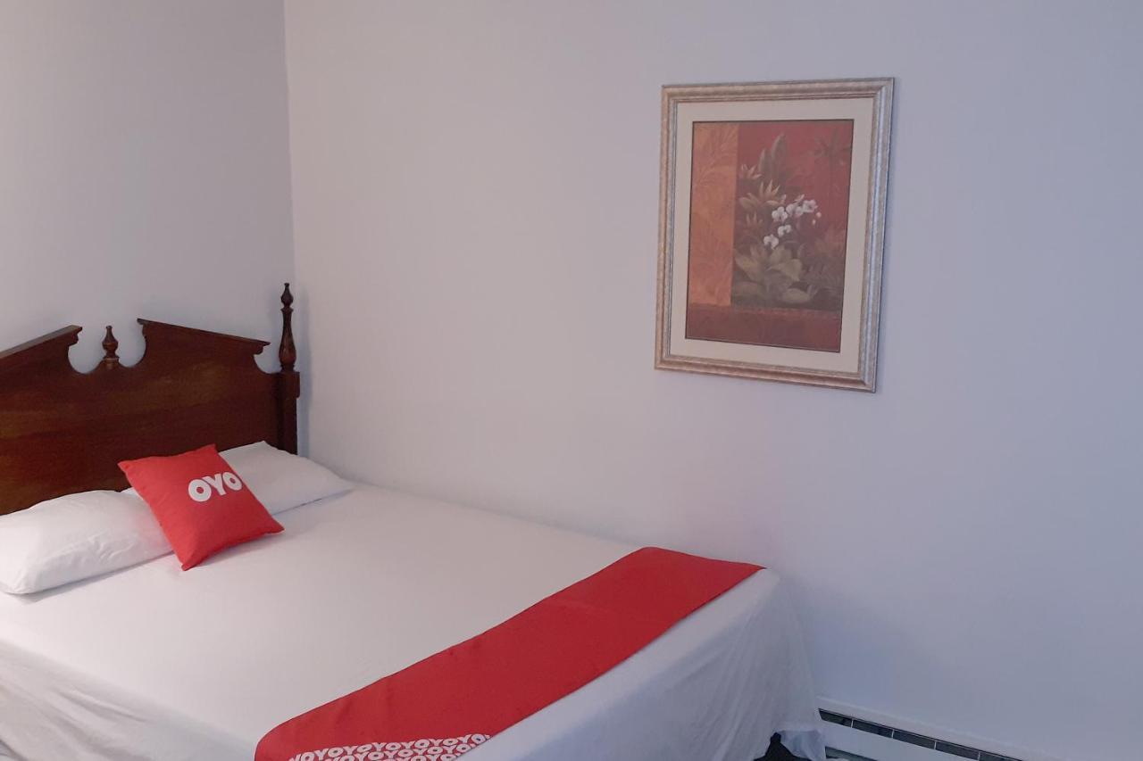 Iron Horse Inn Simsbury المظهر الخارجي الصورة